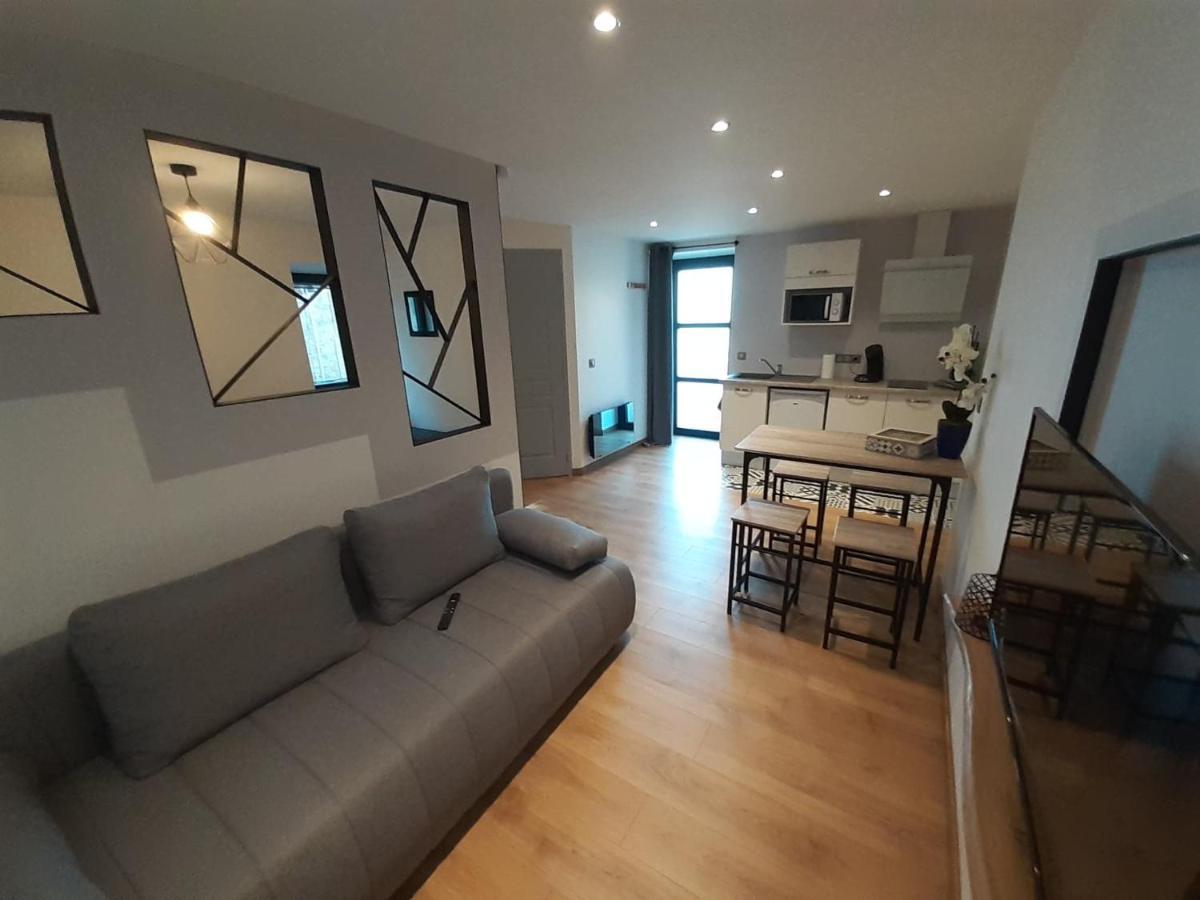 Studio Le Menascle Saint-Georges-de-Luzençon Εξωτερικό φωτογραφία